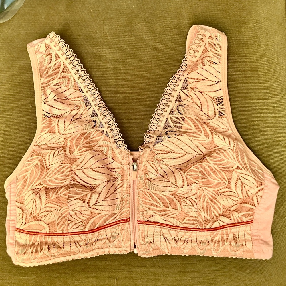 Pink Lacey Activewear Zip up Bra 38C